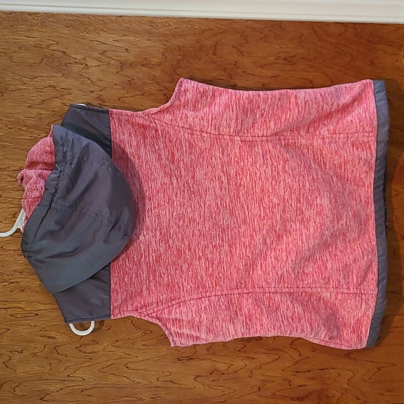 SNOZU Women's Zip Up Vest - Picture 2 of 6